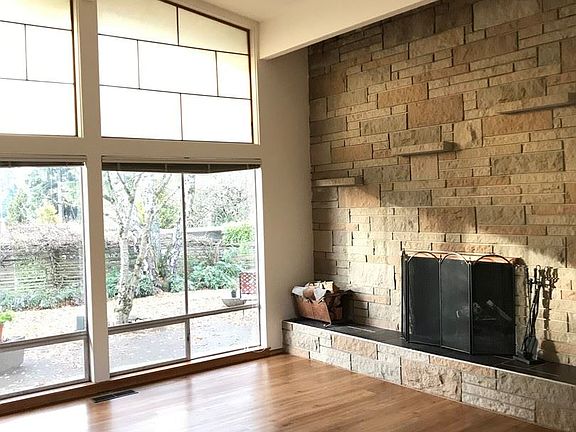 5th image of 1356 N Skyline Dr