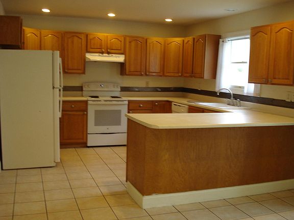 Kitchen with appliances