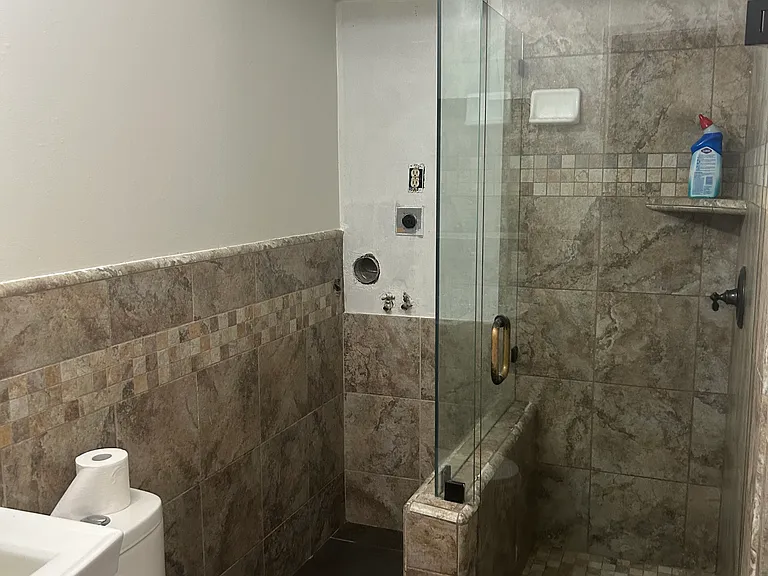 48236 Garbo Dr — Photo 8