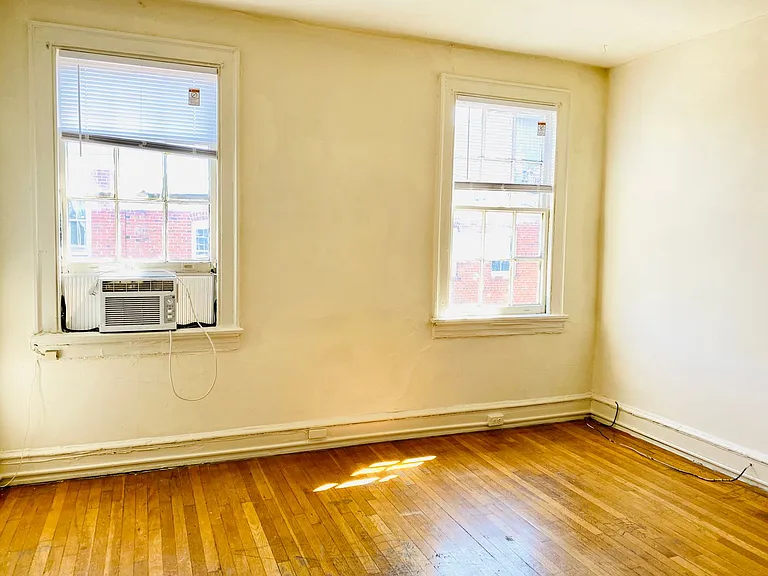 1128 W. Grace St.* — Photo 104