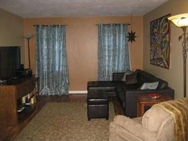 Spacious Living room