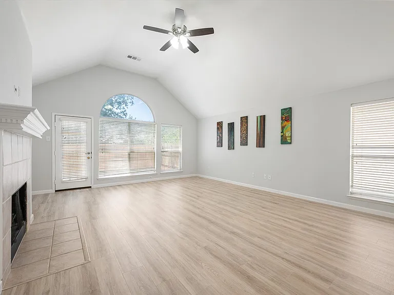 3517 Arbor Creek Ln — Photo 22