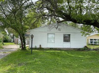 1003 Manchester Dr, South Bend, IN 46615