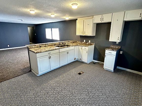 4th image of 143 Countryside Ln