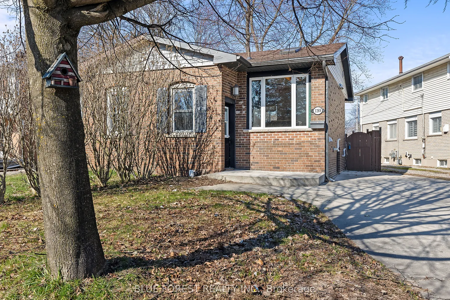 1289 Sorrel Rd photo 1