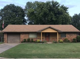 1006 N Payne St, Perkins, OK 74059