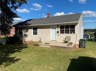 2118 Cypress St, Greensboro, NC 27405