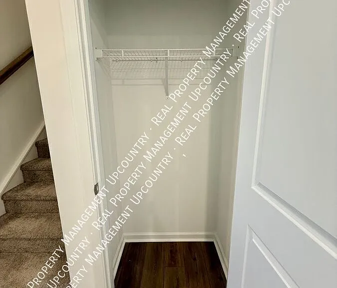 131 Holly Oak Ct — Photo 14