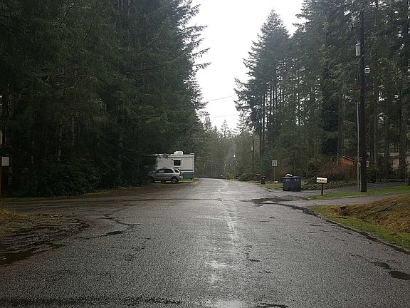 5th image of 341 E Pickering Dr