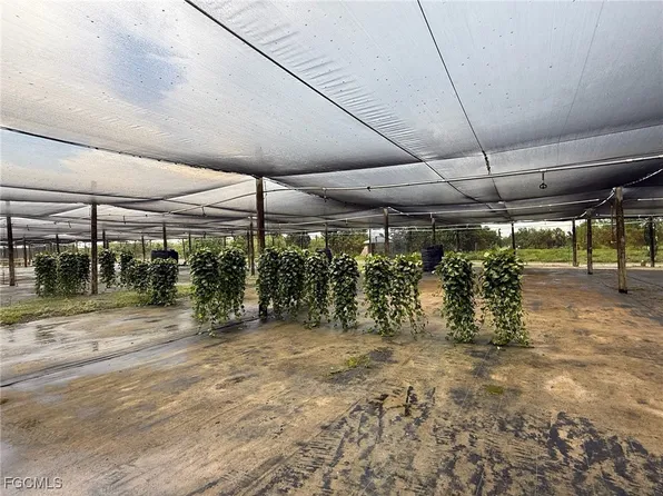 5675 2nd Rd, Labelle, FL 33935