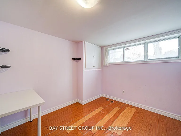 5 Lockdare St #BASEMENT — Photo 17