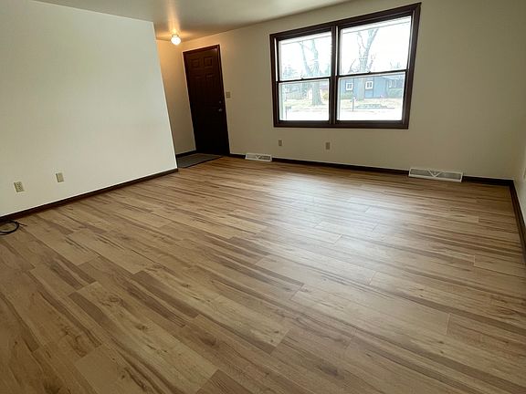 Front Entrance into Living Room
