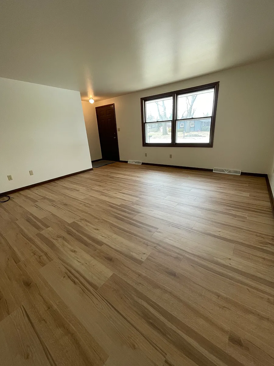 Front Entrance into Living Room - 1407 Wiesner St