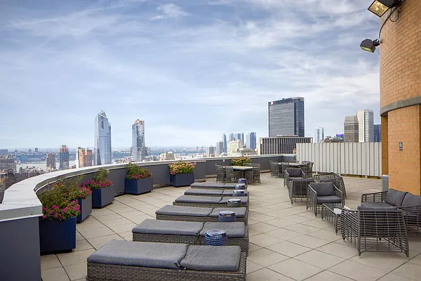 Rented by Bozzuto Management | media 143