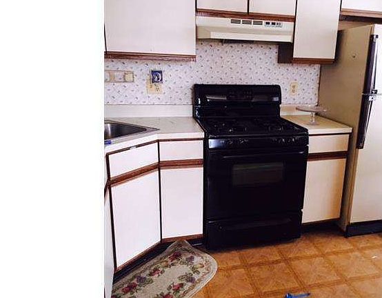 5th image of 46 Dennis Ct