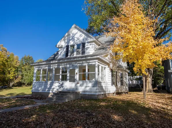 418 E Lakeside Dr, Fergus Falls, MN 56537