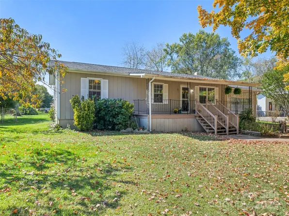 189 Brookside Dr, Canton, NC 28716