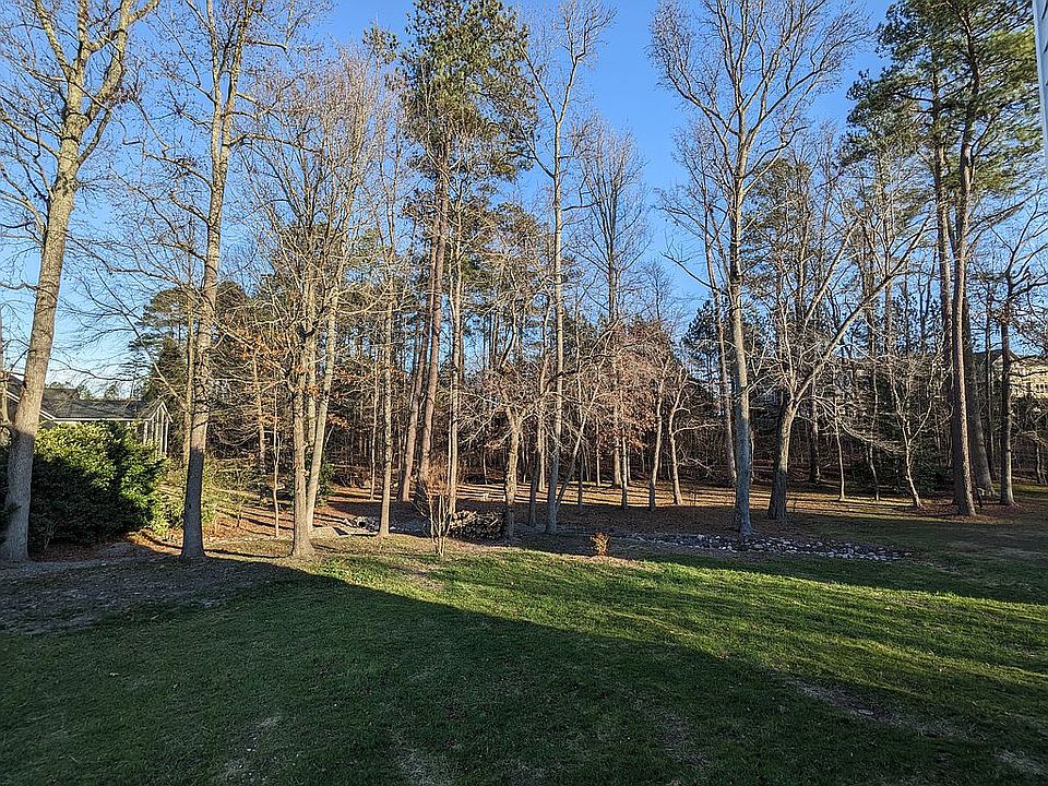 2nd image of 103 Bentbrook Ct
