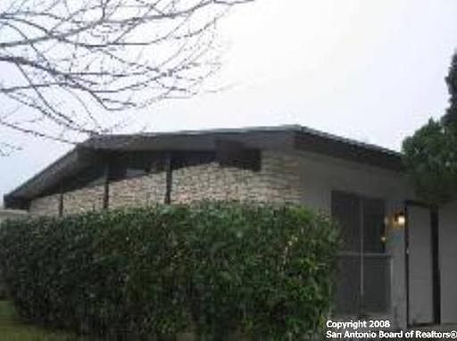 1st image of 8806 CAPE VALLEY DR