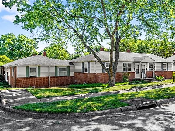 2nd image of 1804 Villa Dr