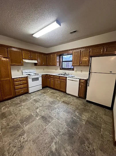 707 Streck Ct #B — Photo 5