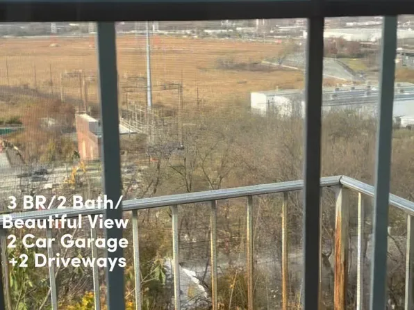 2207-2209 Grand Avenue image 1 of 10