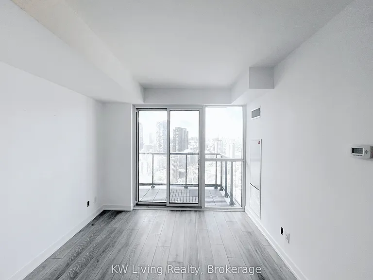159 Wellesley St E #3309 — Photo 5