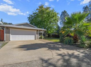 469 Tourmaline Way, Redding, CA 96003