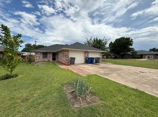 5413-5415 Brookhollow Dr, Sachse, TX 75048