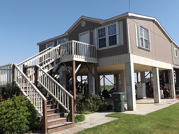2nd image of 5874 Buford St.