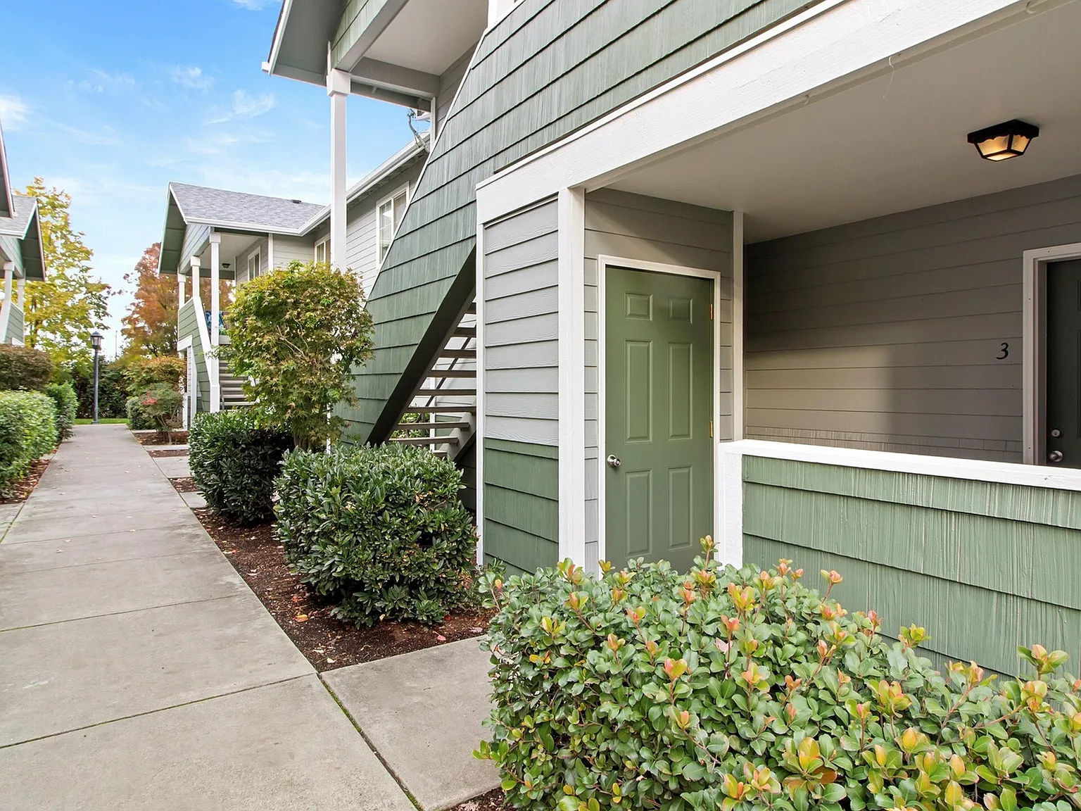 Parkside Village — Photo 4