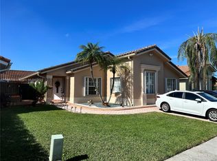 9872 SW 164th Pl, Miami, FL 33196