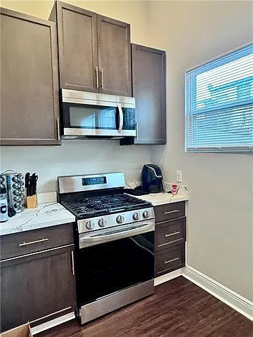 1 bed, 1.0 bath, 600 sqft, $1,150 — Photo 4