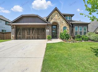 3829 Honey Grove Dr, Midlothian, TX 76065