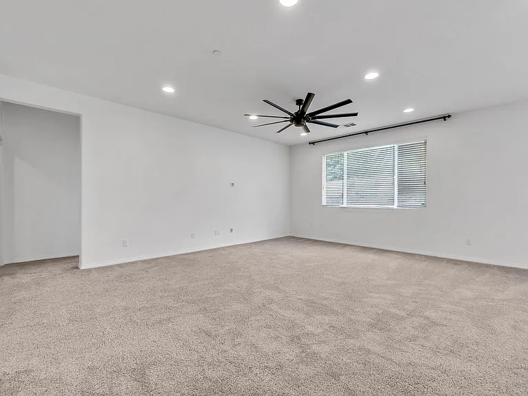 35452 Corte Los Robles — Photo 10
