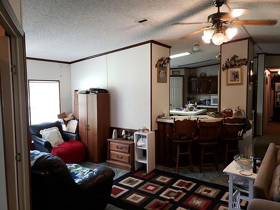 4th image of 222 17th St