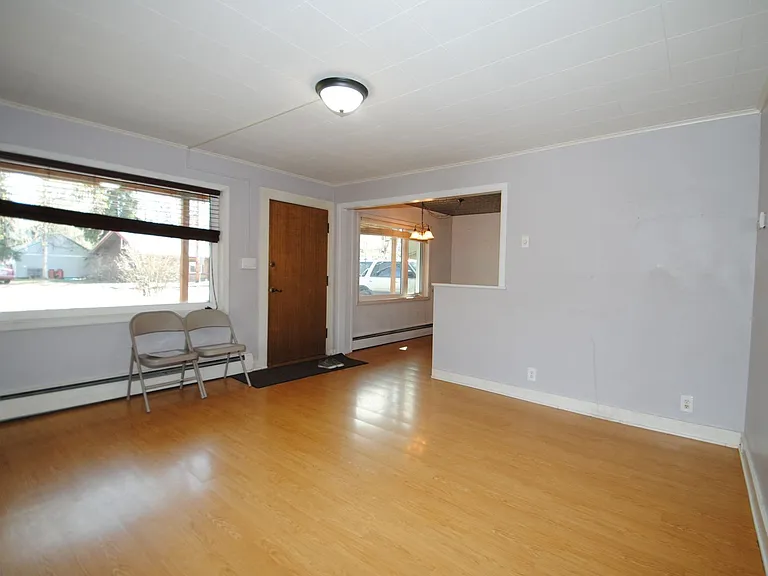1506 3rd Ave — Photo 5