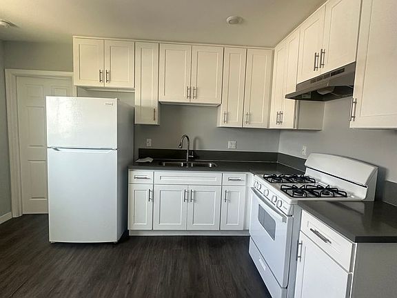 5th image of 5859 West Blvd #D