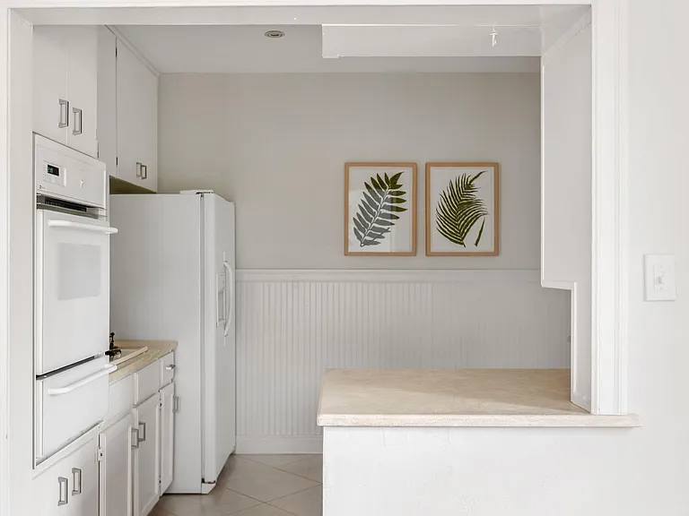 904 Josephine St — Photo 21