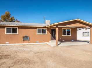 705 Apache Ave, Aztec, NM 87410