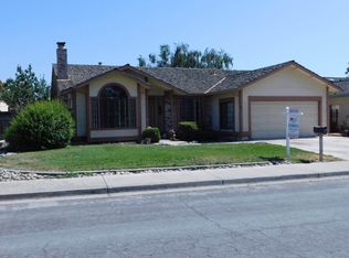 831 Verdun Ave, Hollister, CA