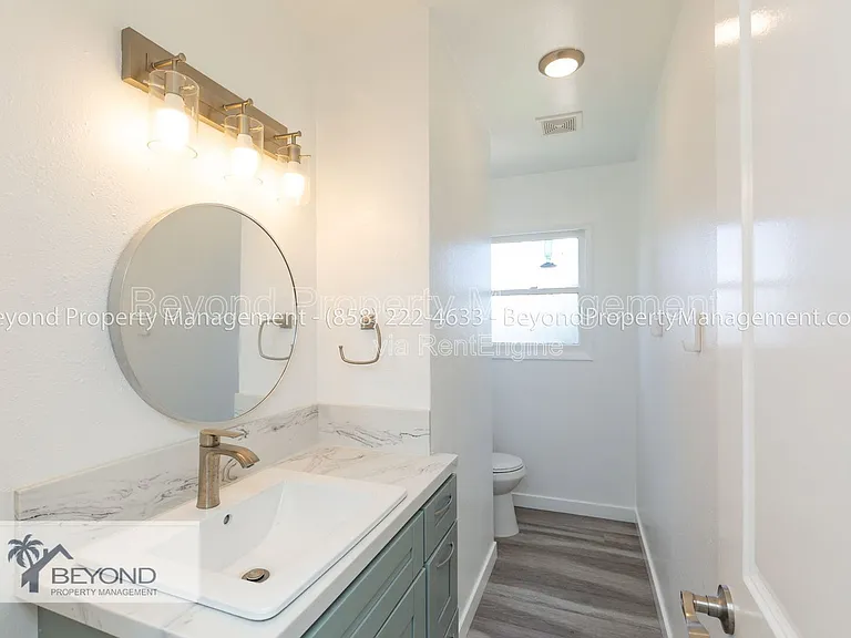 5207 Irwin Ave — Photo 12