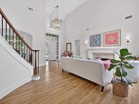 4th image of 5132 Quail Lake Dr
