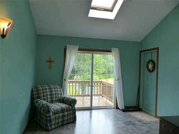3rd image of 2490 County Road 47