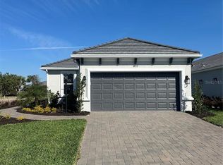 16113 Isola Pl, Lakewood Ranch, FL 34211