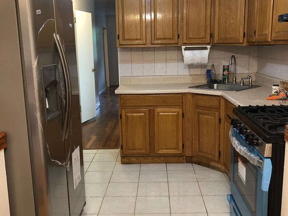 1st image of 2043 E 60th St