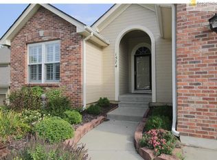1574 Carriage Ct, Liberty, MO 64068