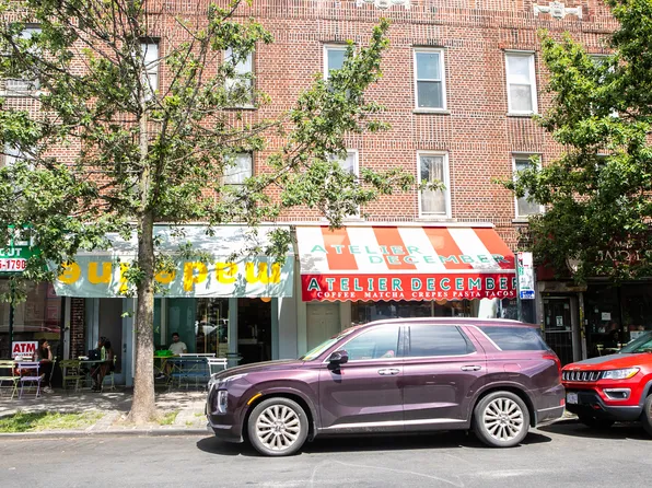 323 East 19th Street image 16 of 19