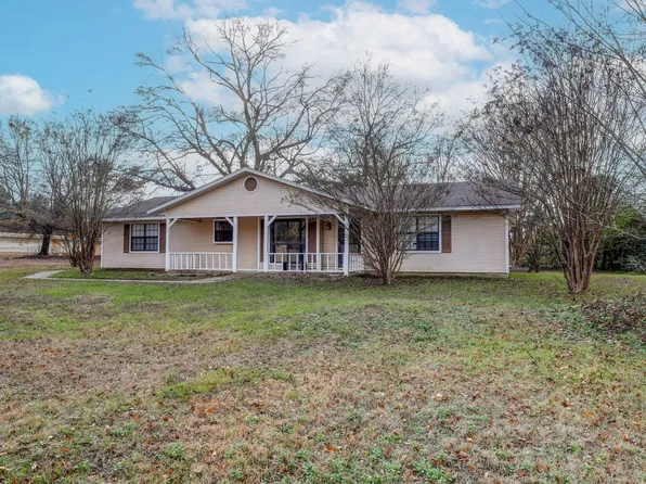 204 Daisy Simon, Nash, TX 75569