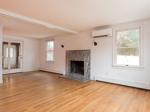 5th image of 19 Meredith Road